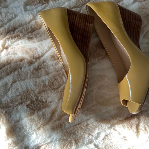 Cole Haan Grand Wedge peep toe - Picture 3 of 6